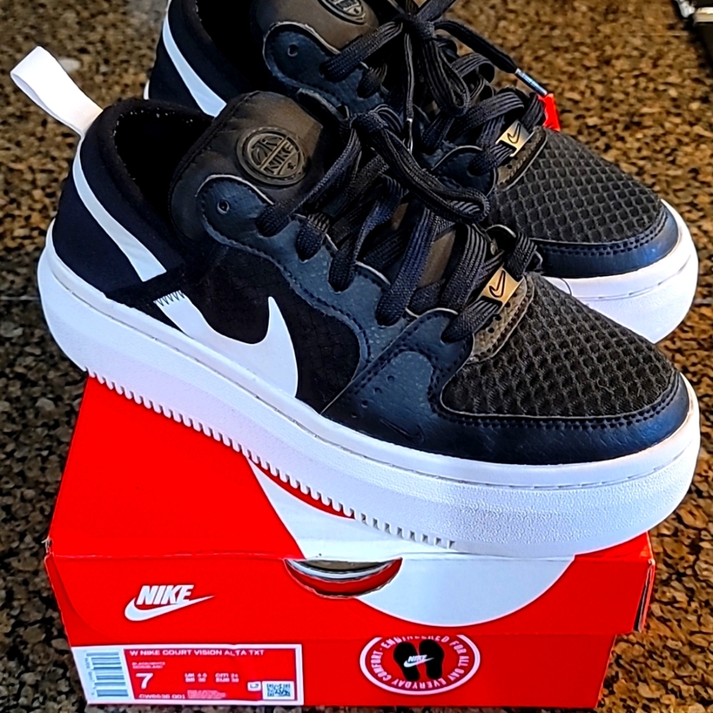 Nike platform shoes